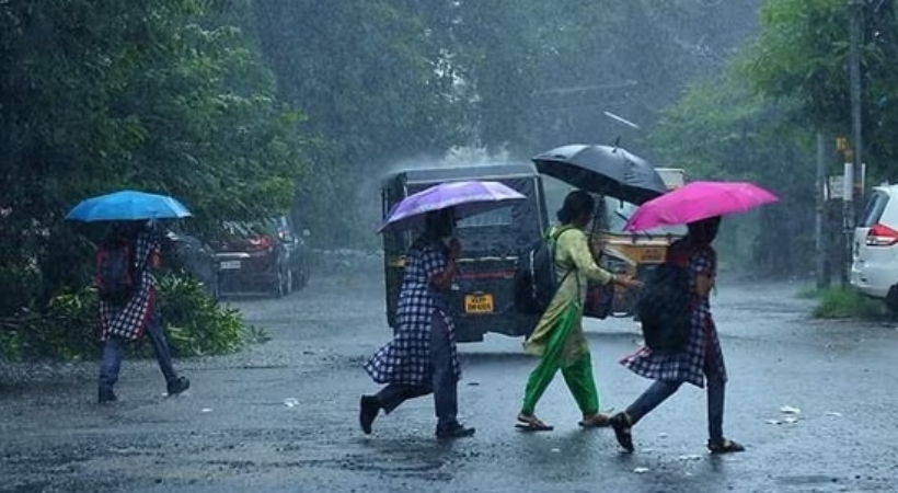 അതിതീവ്ര മഴ തുടരുന്നു; നാളെ കണ്ണൂരിലും വയനാട്ടിലും വിദ്യാഭ്യാസ സ്ഥാപനങ്ങൾക്ക് അവധി