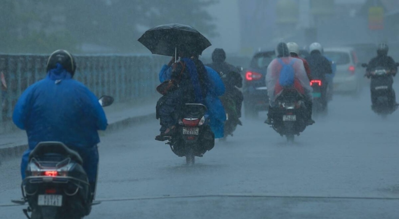 സംസ്ഥാന വ്യാപകമായി ഇന്ന് ശക്തമായ മഴ; 10 ജില്ലകളില്‍ ഓറഞ്ച് അലര്‍ട്ട്