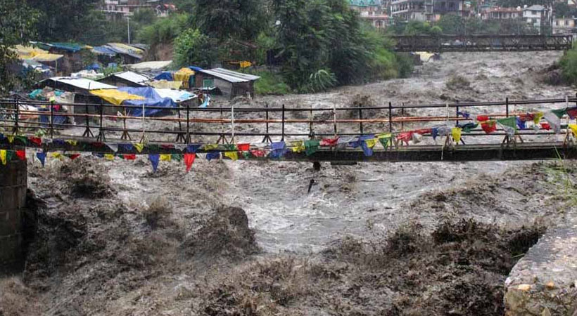 കലിതുള്ളി മഴ; ഉത്തരേന്ത്യയിൽ 19 മരണം, ഹിമാചലിൽ പ്രളയവും മണ്ണിടിച്ചിലും