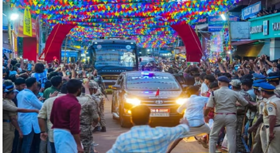 നവകേരള സദസിന്റെ മുഴുവന്‍ വിശദാംശങ്ങളും ഉടനടി നല്‍കണം; ജില്ലാ കളക്ടര്‍മാര്‍ക്ക് മുഖ്യമന്ത്രിയുടെ ഓഫീസിന്റെ നിര്‍ദ്ദേശം