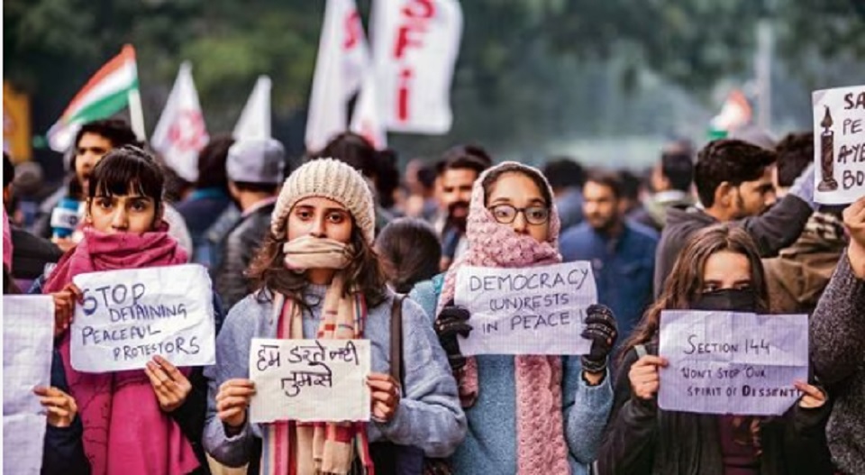 സിഎഎ ചട്ടങ്ങള്‍ വിജ്ഞാപനം ചെയ്യാന്‍ കേന്ദ്രം; ലോക്സഭാ തിരഞ്ഞെടുപ്പിന് മുന്‍പ് നിയമം നടപ്പിലാക്കും