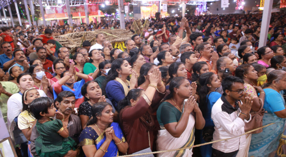 നഗരം ഭക്തിസാന്ദ്രം; ലക്ഷങ്ങളുടെ ആത്മനൈവേദ്യമായി ആറ്റുകാലമ്മയ്ക്ക് നാളെ പൊങ്കാല