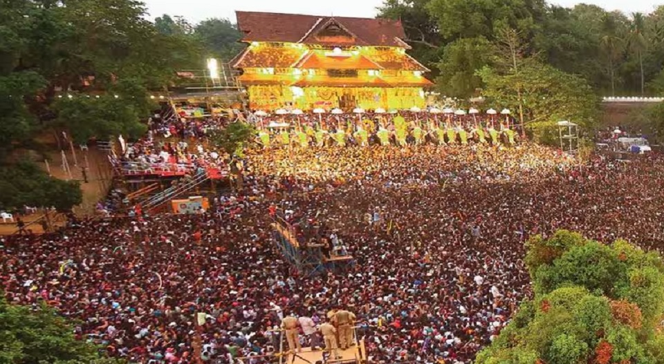 പൂര നടത്തിപ്പിന് നിയമം കൊണ്ടുവരണം; പോലീസ് കമ്മിഷണർ ചടങ്ങുകള്‍ അലങ്കോലമാക്കി; മാതൃകാപരമായ ശിക്ഷ നല്‍കണമെന്നും തിരുവമ്പാടി ദേവസ്വം