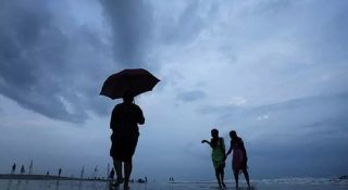 കുറഞ്ഞ സമയം കൊണ്ട് വലിയ മഴക്ക് സാധ്യത; കുവൈത്ത്- കണ്ണൂര്‍ വിമാനം കൊച്ചിയിലിറക്കി