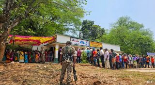 അഞ്ചാം ഘട്ട വോട്ടെടുപ്പ് തുടങ്ങി; ബൂത്തിലേക്ക് നീങ്ങുന്നത് 49 മണ്ഡലങ്ങള്‍; മാറ്റുരയ്ക്കുന്നത് രാഹുലും സ്മൃതി ഇറാനിയും അടക്കമുള്ള പ്രമുഖര്‍; ബിജെപിക്കും ഇന്ത്യ സഖ്യത്തിനും നിര്‍ണായകം