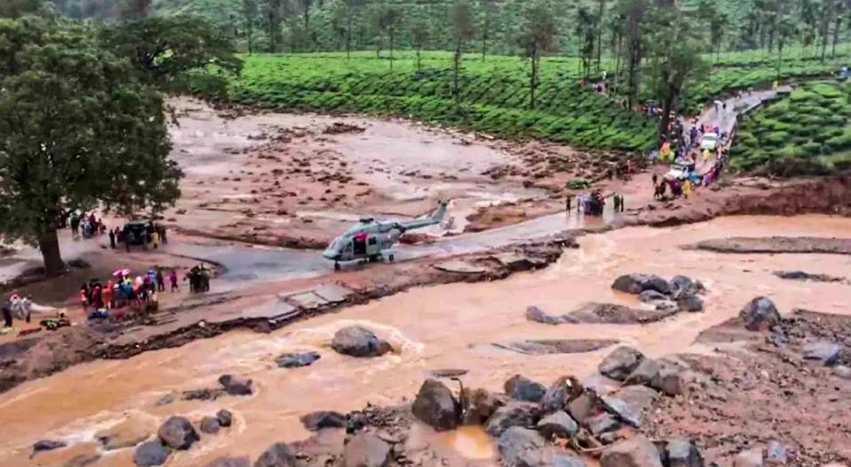 കേരള – തമിഴ്നാട് സർക്കാരുകൾക്ക് എതിരെ കേസ്; വയനാട് ജില്ലാ കളക്ടർക്കും ഹരിത ട്രൈബ്യൂണലിൻ്റെ നോട്ടീസ്