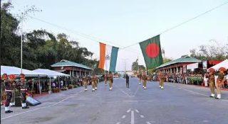 ഇന്ത്യയും ബംഗ്ലാദേശും തമ്മിൽ നയതന്ത്രയുദ്ധം; ധാക്കയ്ക്ക് അതേ നാണയത്തിൽ ഡൽഹിയുടെ മറുപടി